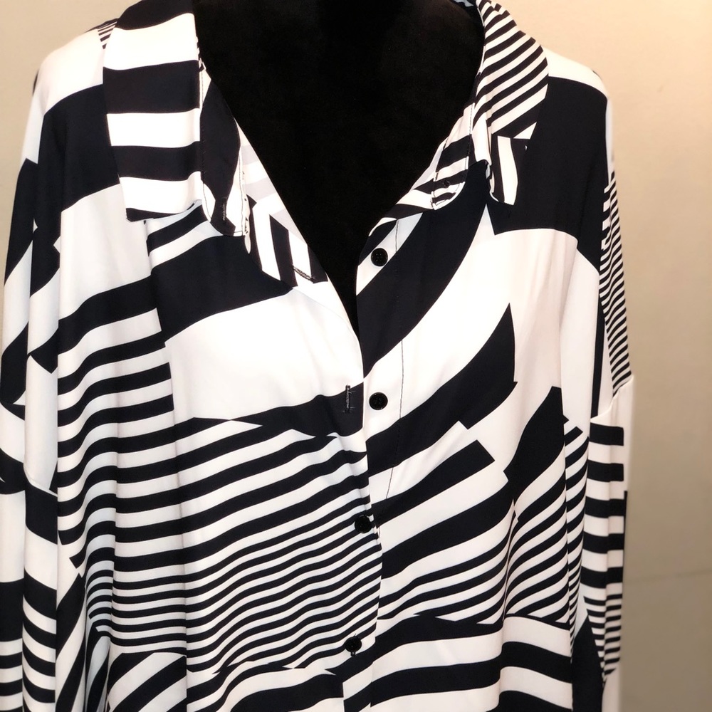 Black Abstract Matching Set - Picture 2 of 3
